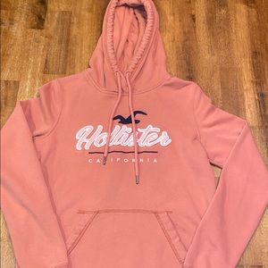 NWOT Hollister Hoodie 💛